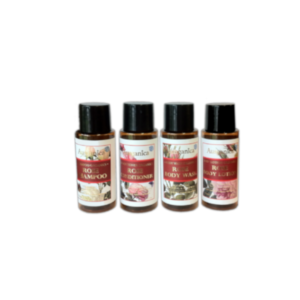 Rose Superkosteuttava Matkasetti 4x30ml